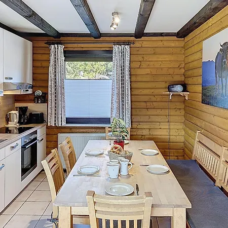 Franzi 1 By Interhome
